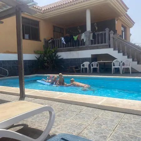 Surf Villa *