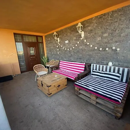 Surf Villa