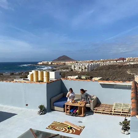 Surf Villa *